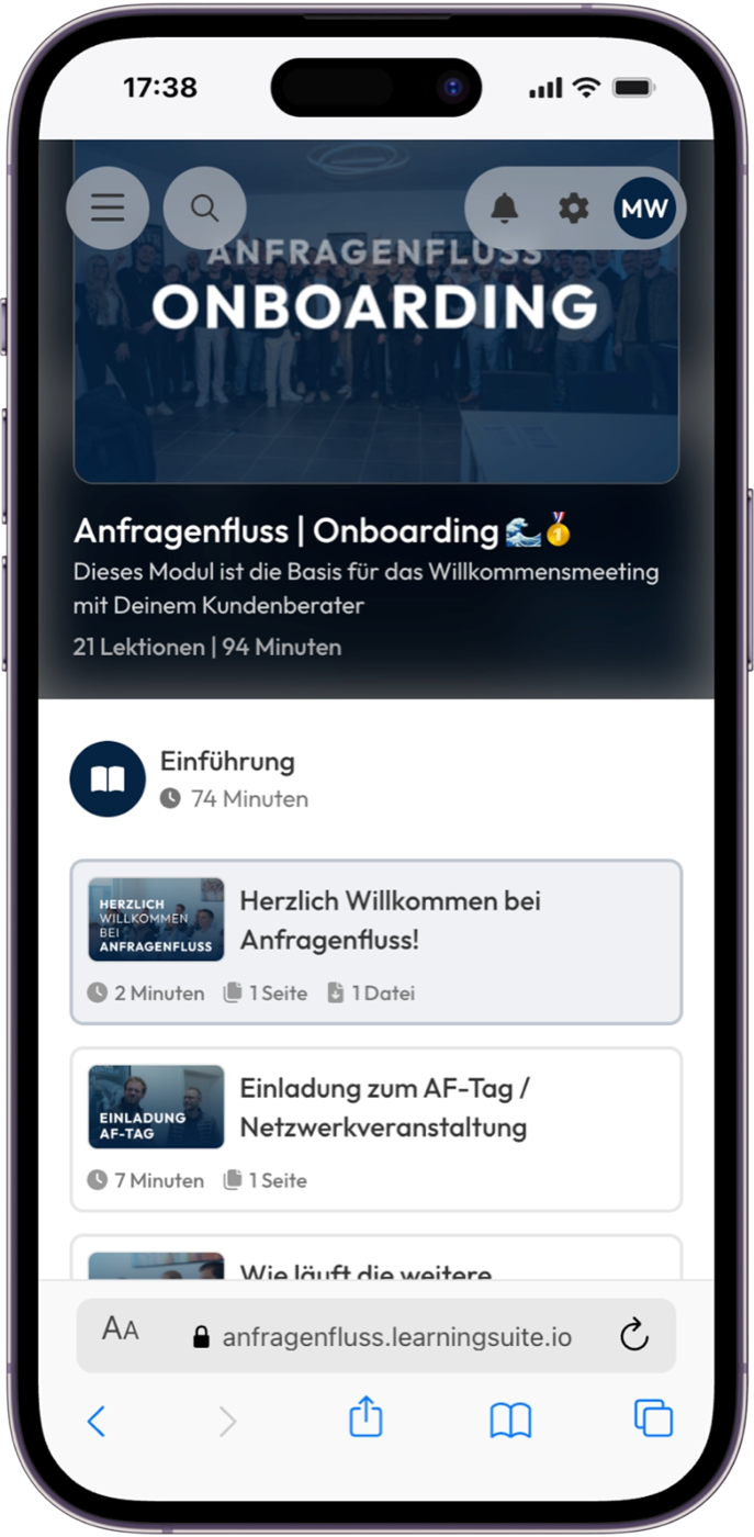 Anfragenfluss Learning-Suite — Modulübersicht auf iPhone